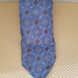 The Tie Bar #39